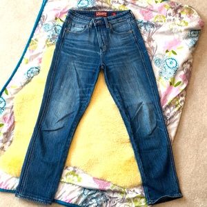 High rise tomboy jeans